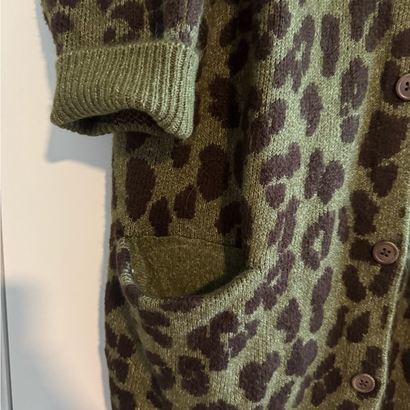 LOGO by Lori Goldstein Leopard Print Cardigan - Green and Brown - Picture 3 of 4